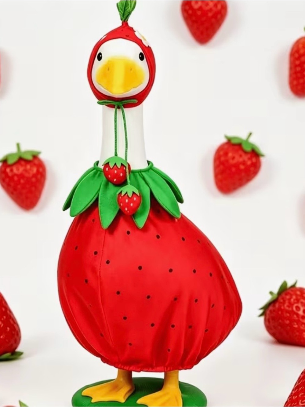 NWT Porch GooStrawberry Costume Pet Bird Figure - Red/Green Decorative Accessory